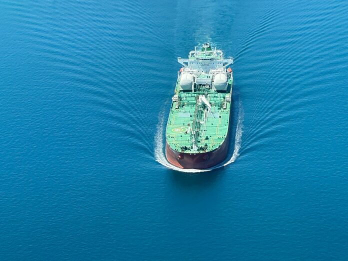 oil tanker, fuel tanker, gas and oil industry